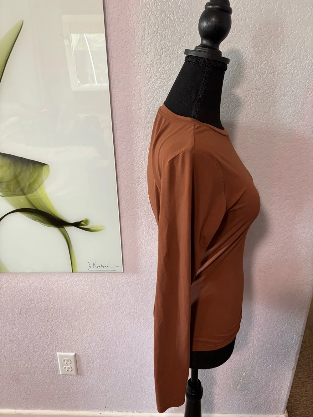 Shirt size medium - Picture 2 of 4